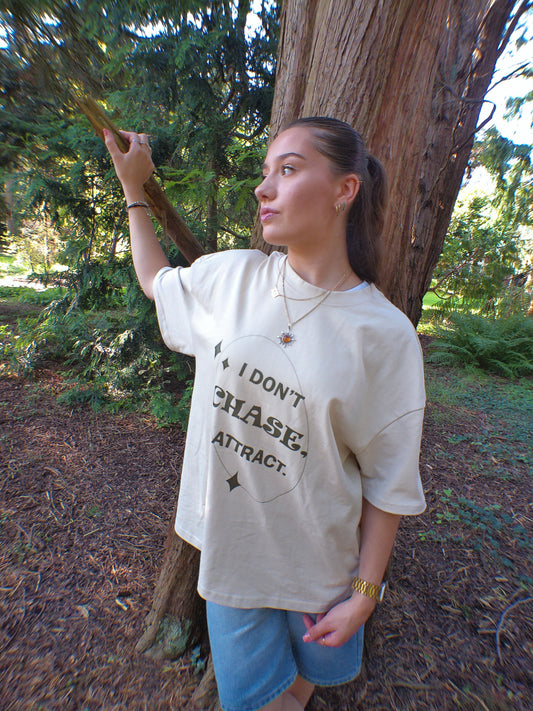 I ATTRACT TEE - SAND